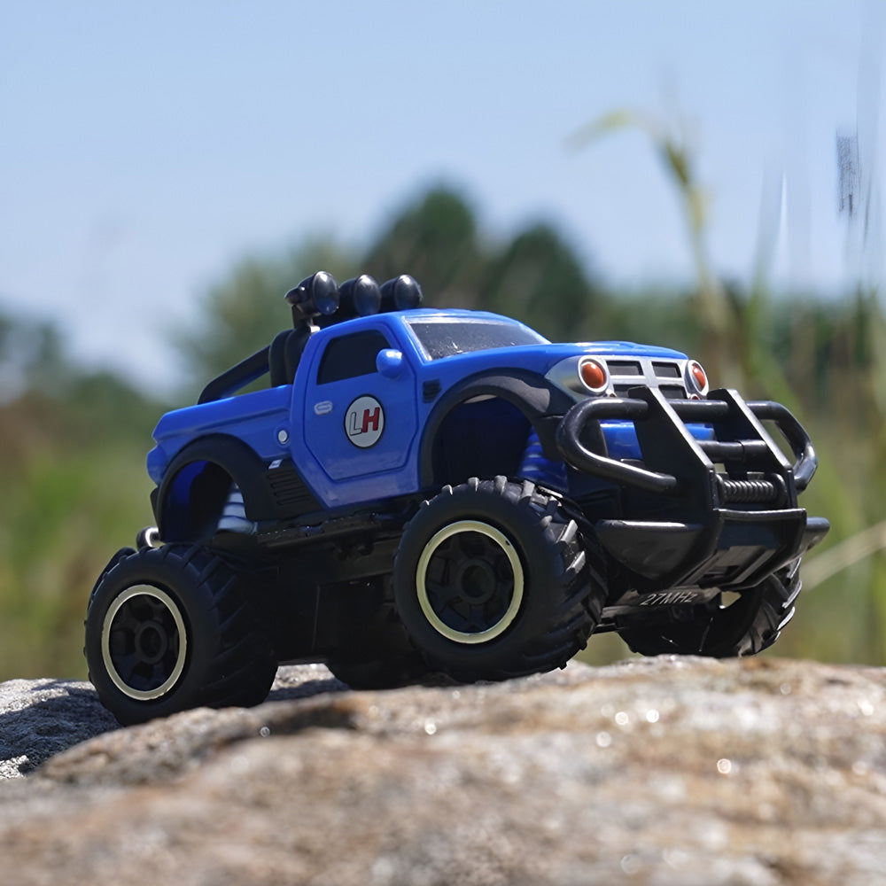 Litehawk Trail X Pick Up Blue Toy - Image 9