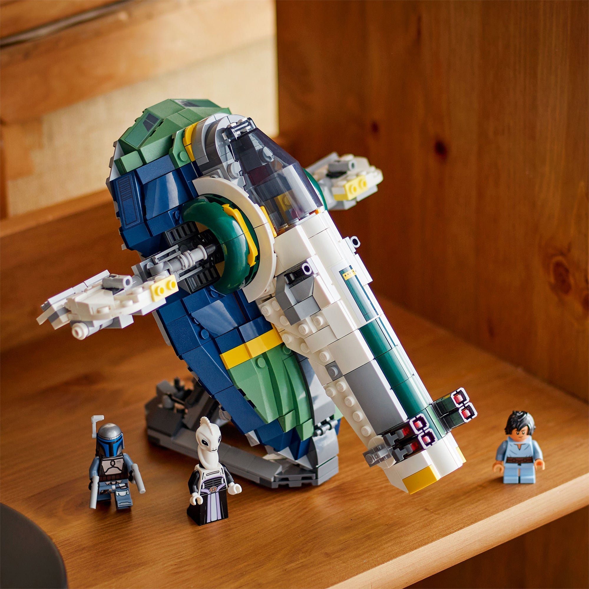 LEGO® Star Wars: Attack of the ClonesTM Jango Fett’s Starship Set 75433 Toy - Image 5