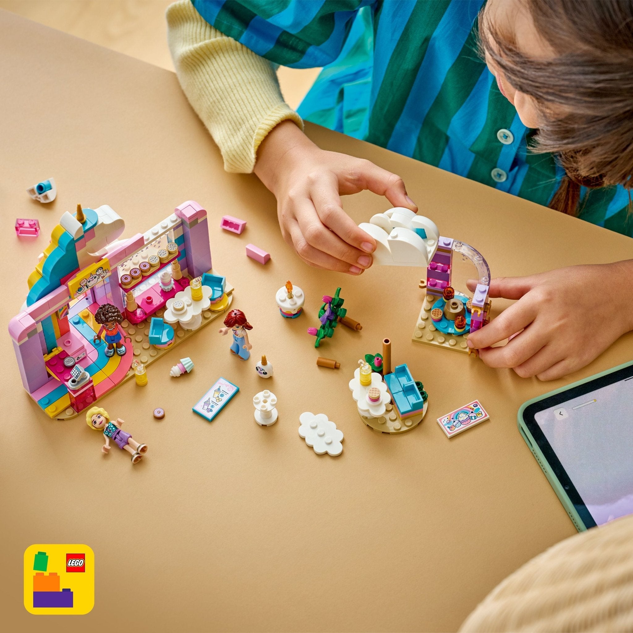 LEGO® Friends LEGO® Unicorn Dream Café 42684 Toy - Image 6