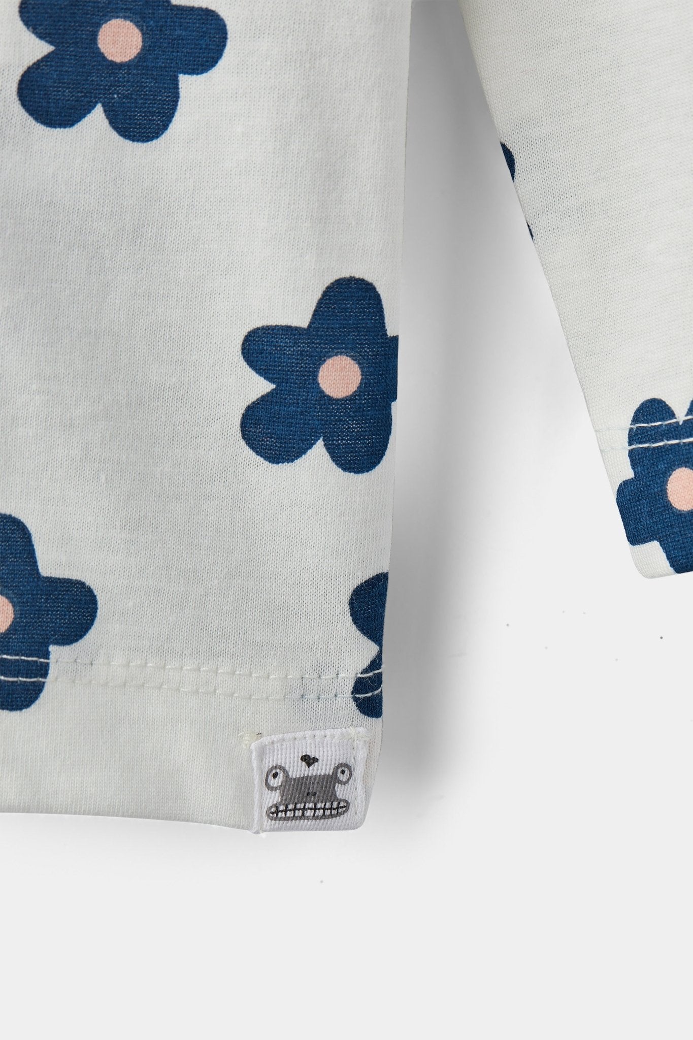 rise little earthling LS Crew Neck TGDKT00 - Cosmic Sky Hearts / 4-5y - Image 6