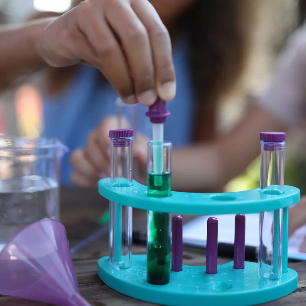 Educational Insights Nancy B's Science Club Stir-It-Up Chemistry Lab & Kitchen Experiments Journal Bottle - Image 2