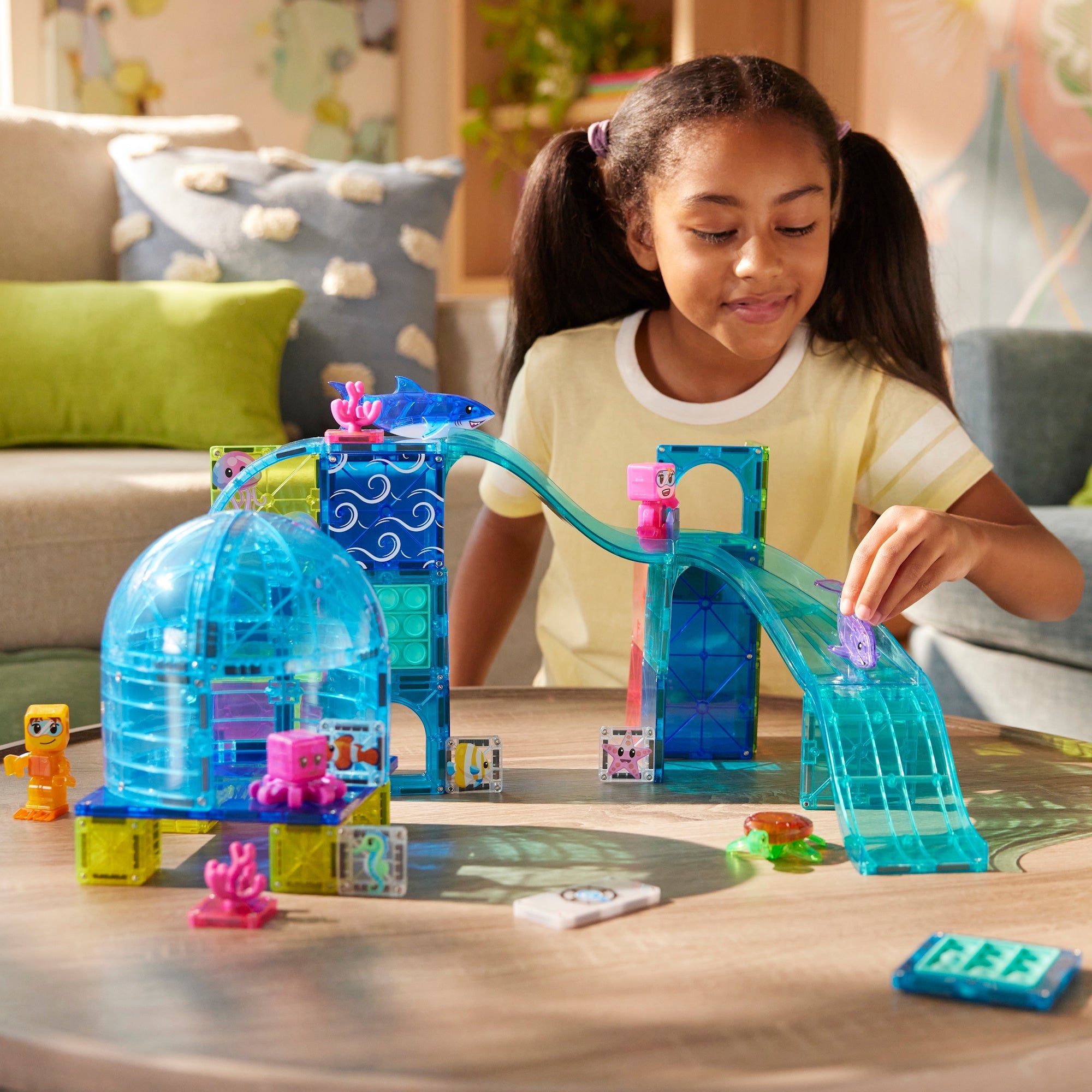 The Original MAGNA-TILES® Undersea Adventure 58-Piece Toy - Image 6