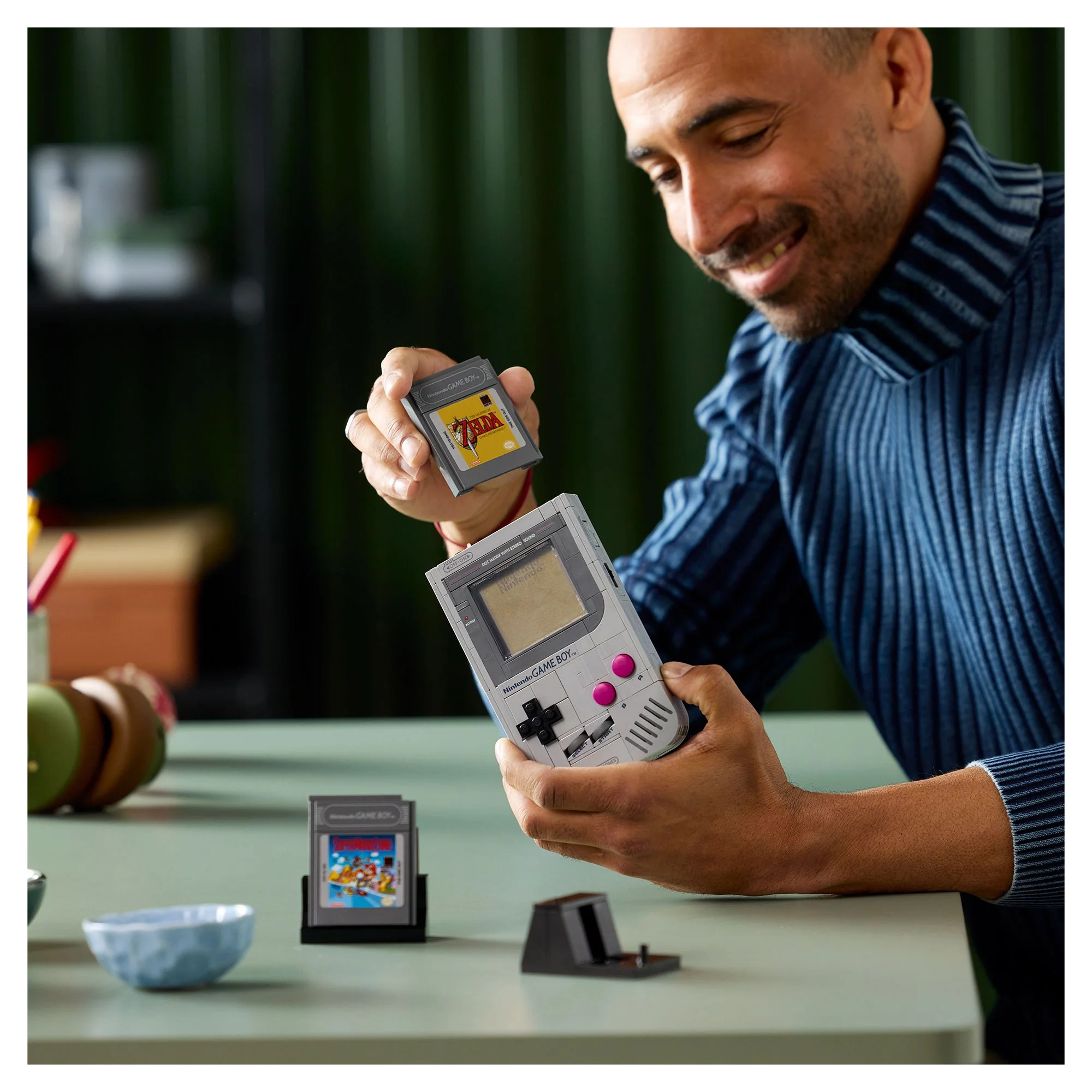 LEGO® Super Mario Game Boy 72046 Scale - Image 6