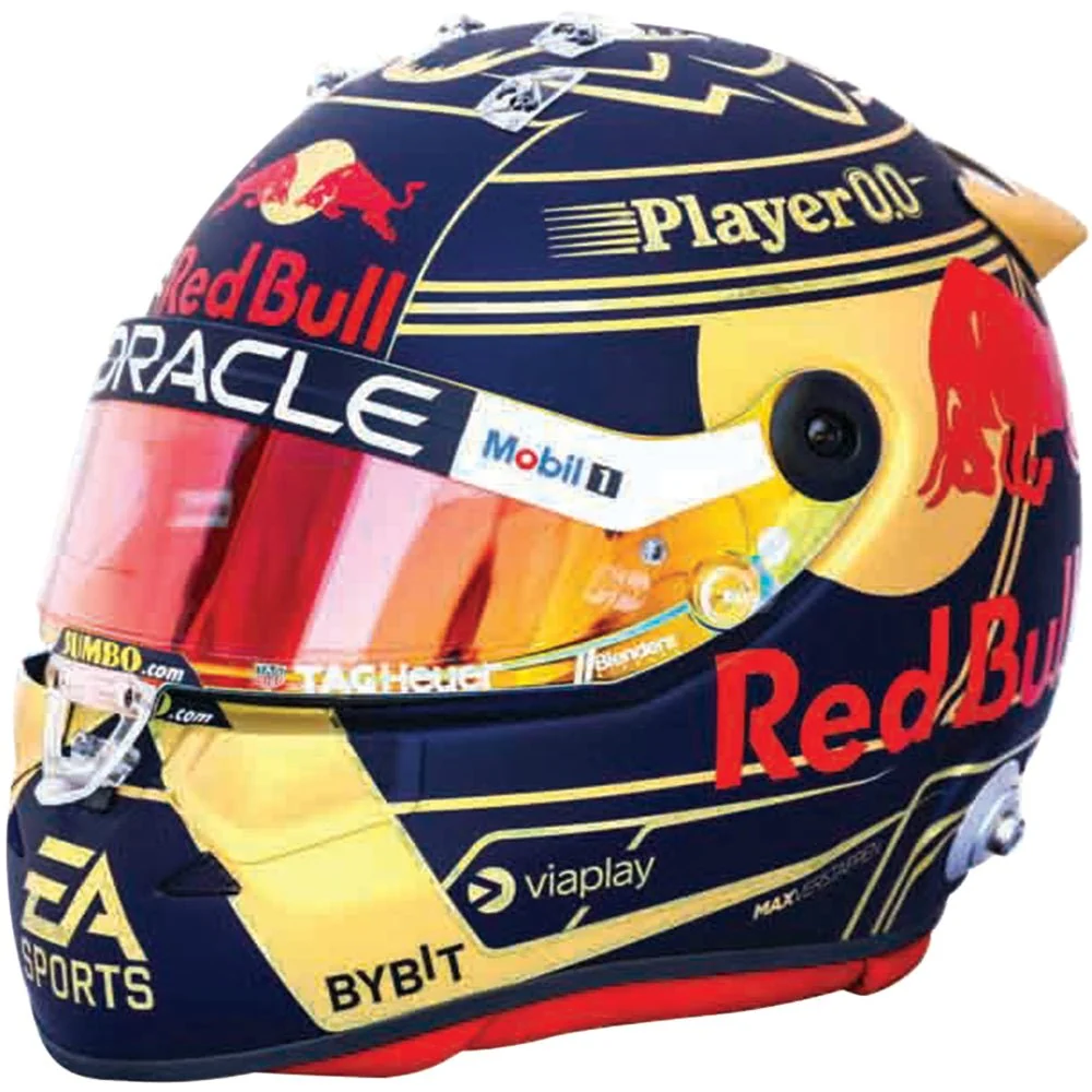 Maisto Diecast Maisto 1:18 Red Bull Racing w/Helmet (Verstappen) Scale - Image 4