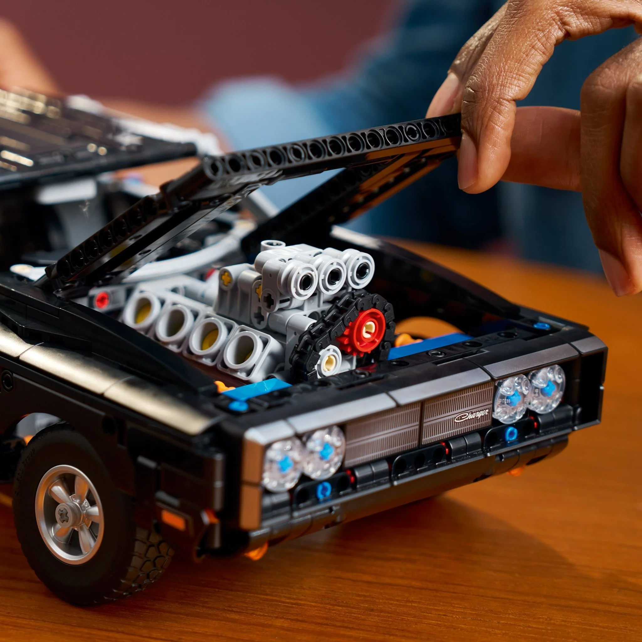 LEGO® Technic Fast and Furious Dodge Charger R/T Car 42231 Bottle - Image 4